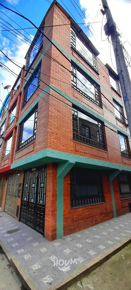 Casa de 4 alcobas en venta en Parroquia Verbo Divino, Bogotá, 70 m² · foto 21 de 24