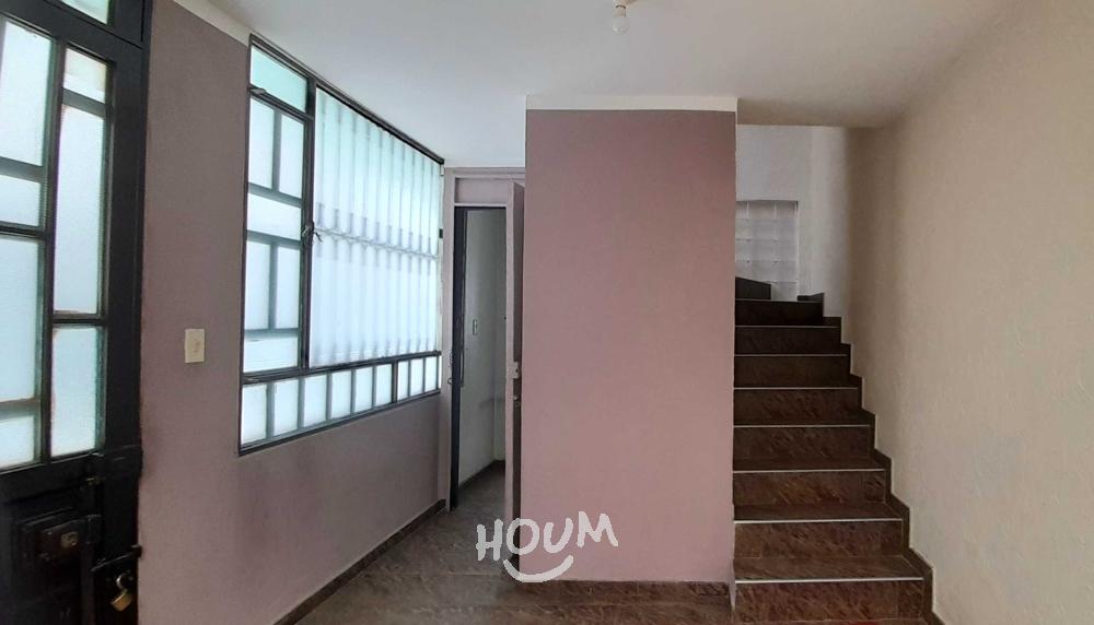 Casa de 4 alcobas en venta en Parroquia Verbo Divino, Bogotá, 70 m² · foto 3 de 24