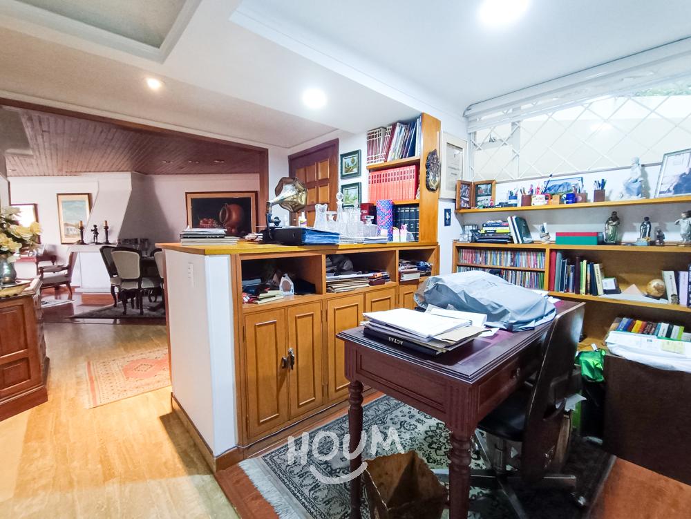 Apartamento de 3 alcobas en venta en Santa Barbara Central, Bogotá, 130 m² · foto 15 de 24