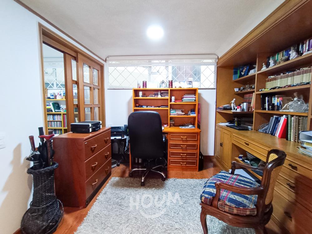 Apartamento de 3 alcobas en venta en Santa Barbara Central, Bogotá, 130 m² · foto 17 de 24