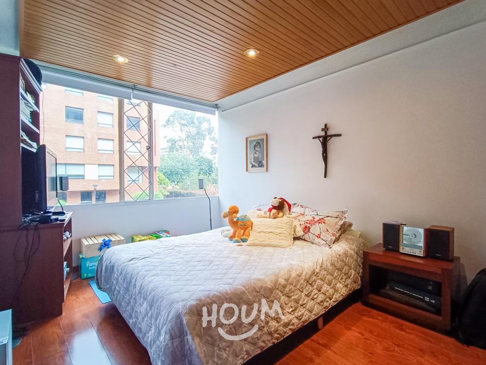 Apartamento de 3 alcobas en venta en Santa Barbara Central, Bogotá, 130 m² · foto 20 de 24