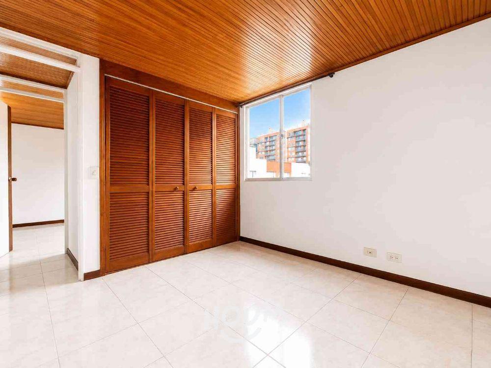 Apartamento de 3 alcobas en venta en Parques De Capri, Bogotá, 64 m² · foto 4 de 6