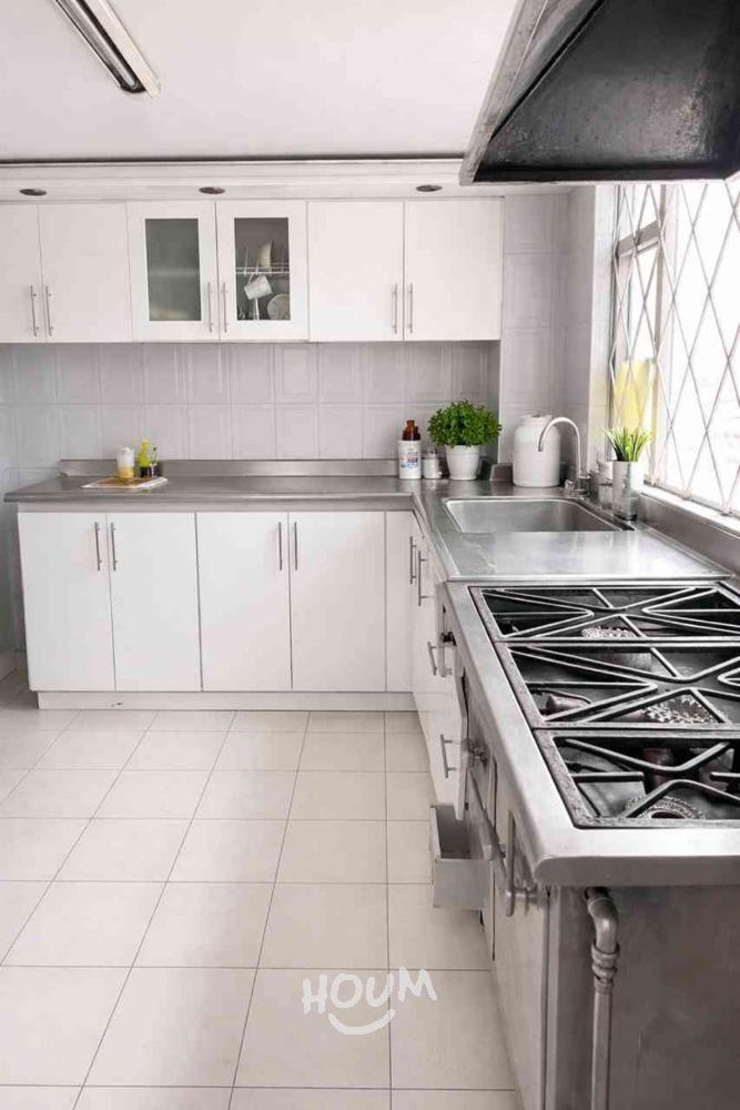 Casa de 3 alcobas en venta en La Clarita, Bogotá, 396 m² · foto 9 de 19