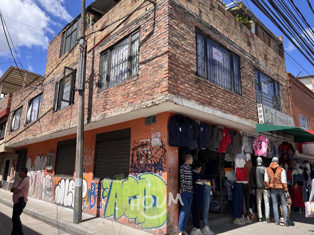 Casa de 6 alcobas en venta en Patio Bonito, Bogotá, 240 m² · foto 17 de 24
