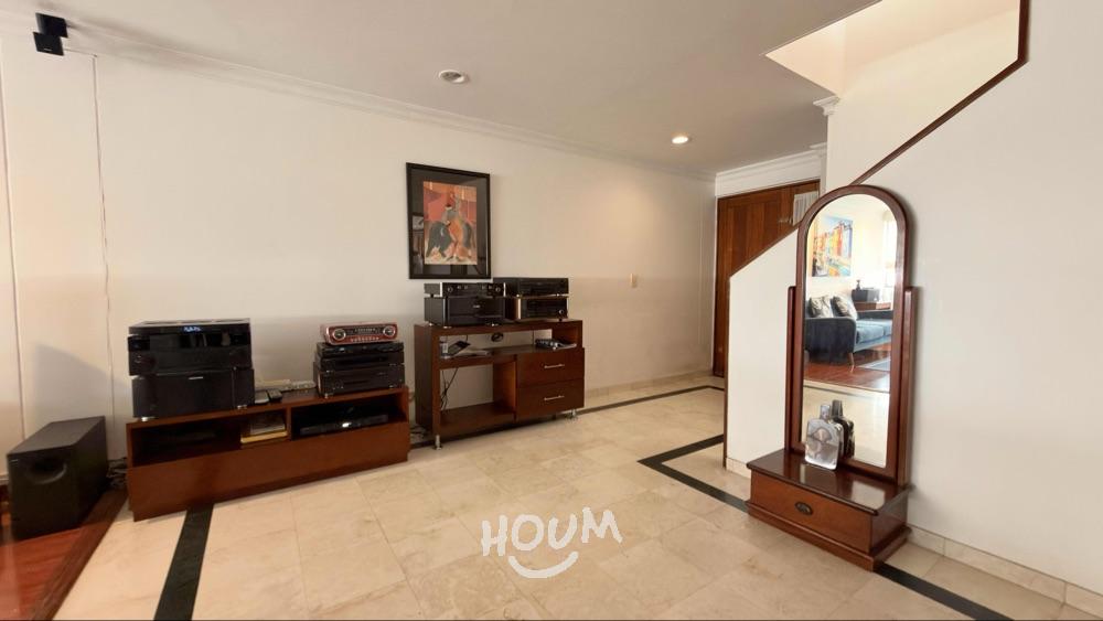 Apartamento de 3 alcobas en arriendo en Apolo Iii, Bogotá, 1800 m² · foto 3 de 24