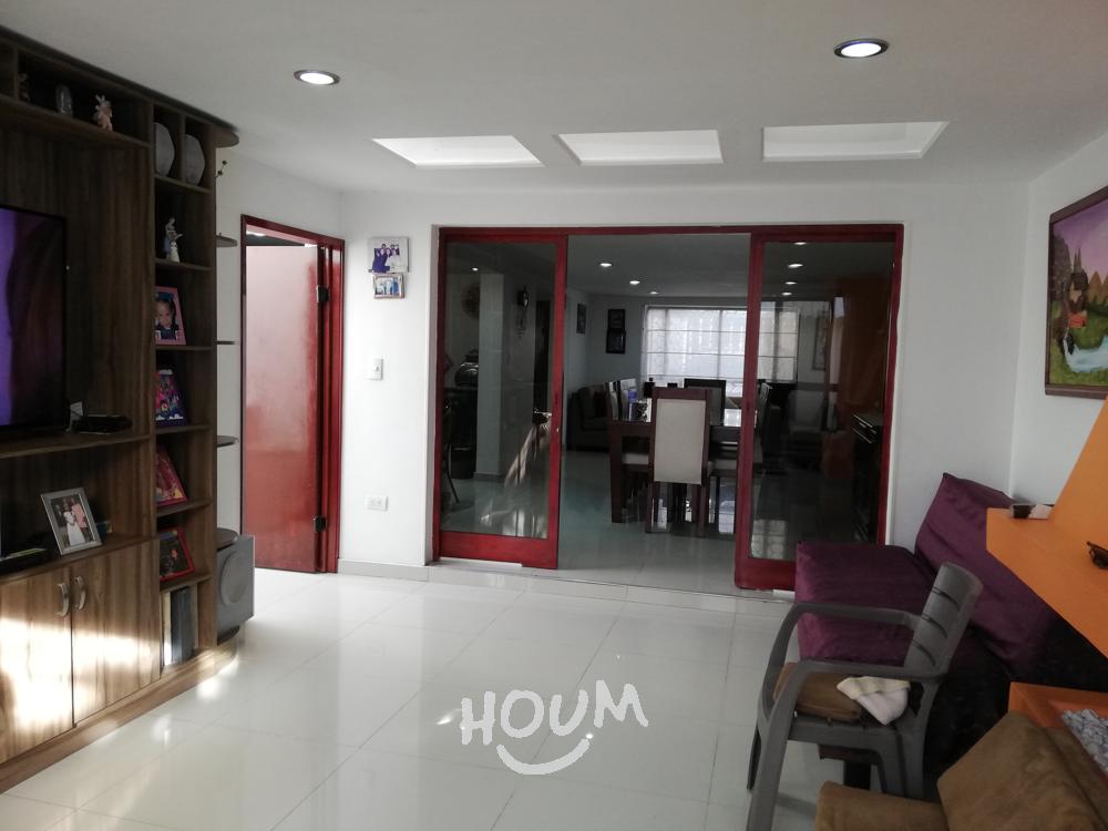 Casa de 5 alcobas en venta en Las Margaritas, Bogotá, 320 m² · foto 5 de 24