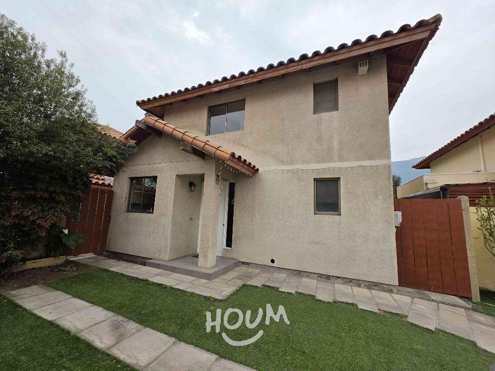 Arriendo de Casa de 280 m² en Camino De Las Violetas