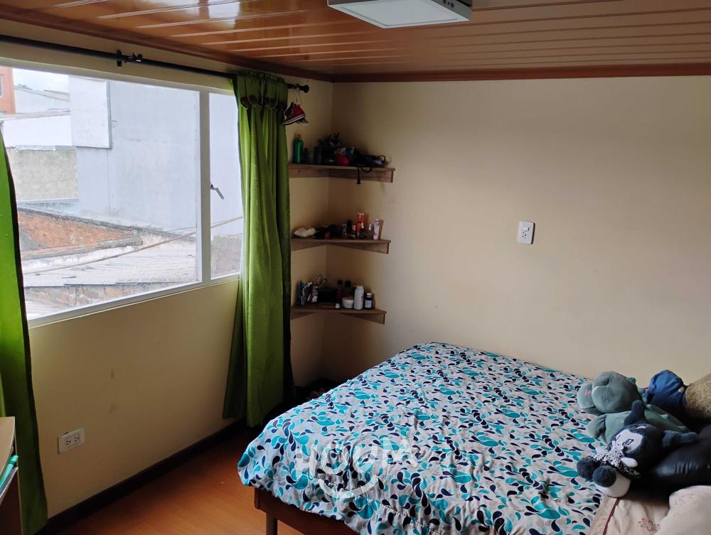 Casa de 5 alcobas en venta en Colombia, Los Alcázares, Bogotá, 100 m² · foto 5 de 13
