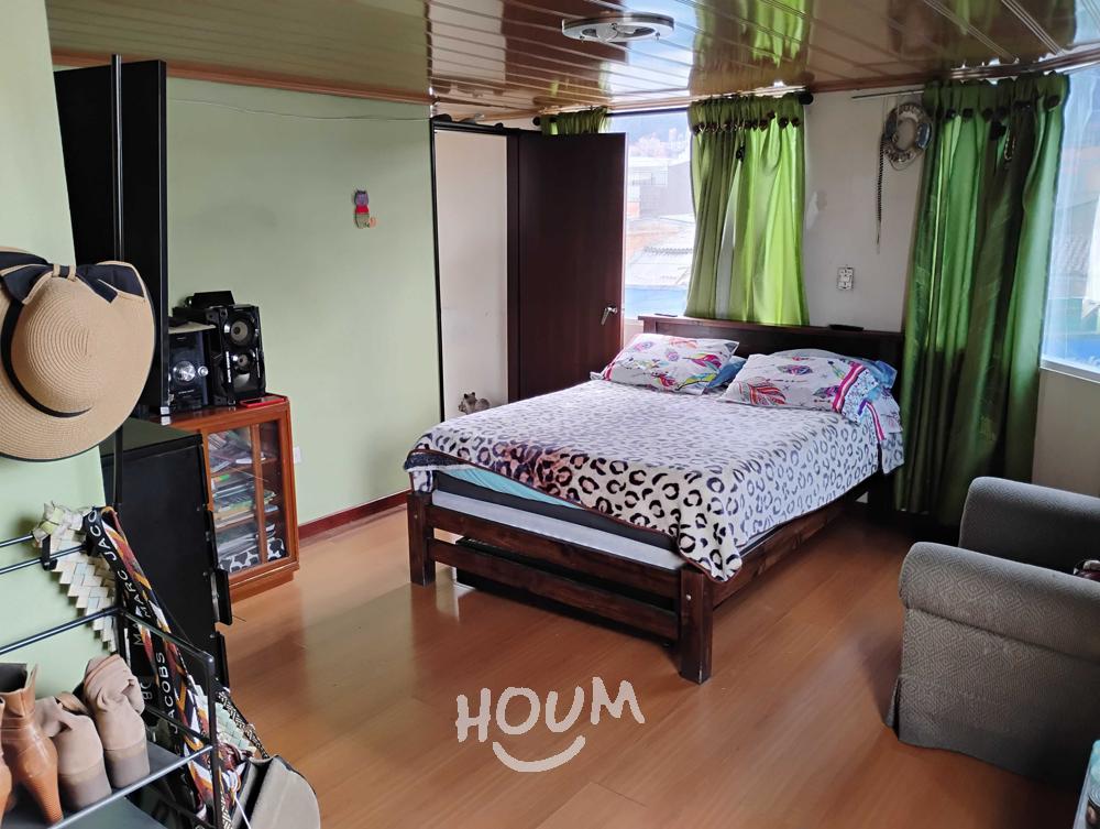 Casa de 5 alcobas en venta en Colombia, Los Alcázares, Bogotá, 100 m² · foto 8 de 13