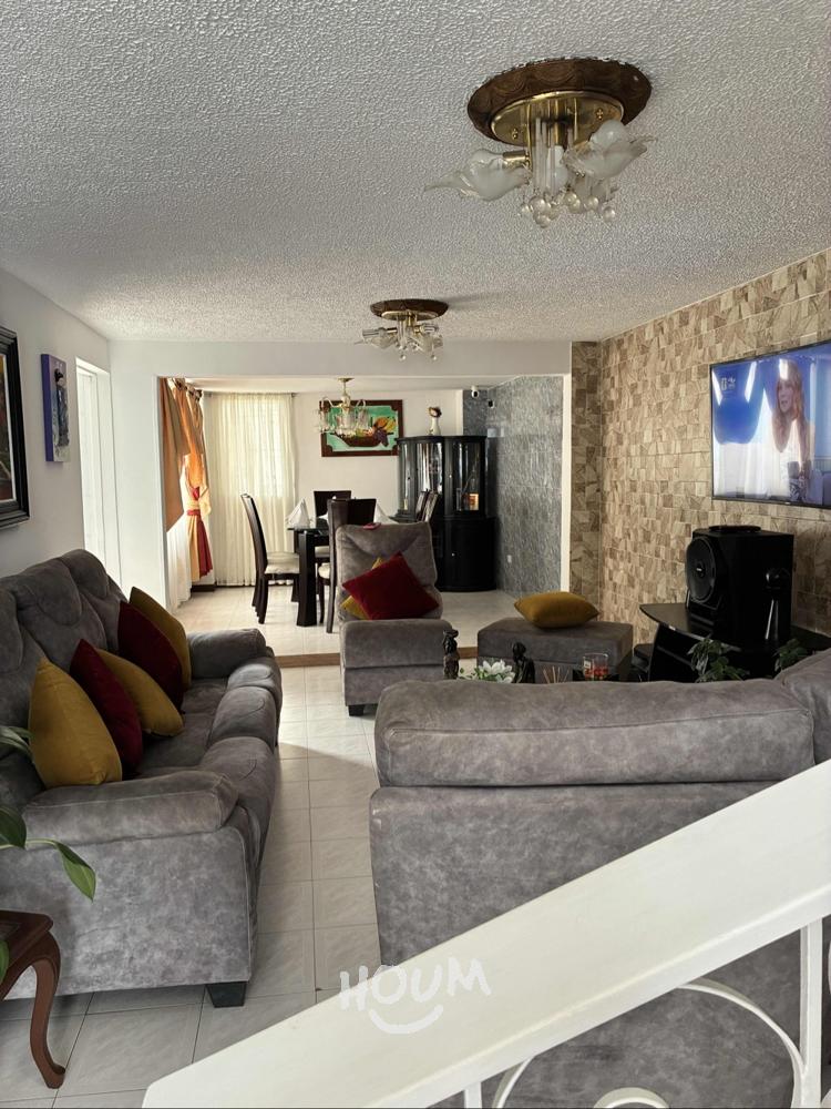 Casa de 3 alcobas en venta en Quiroga, Bogotá, 238 m² · foto 5 de 24