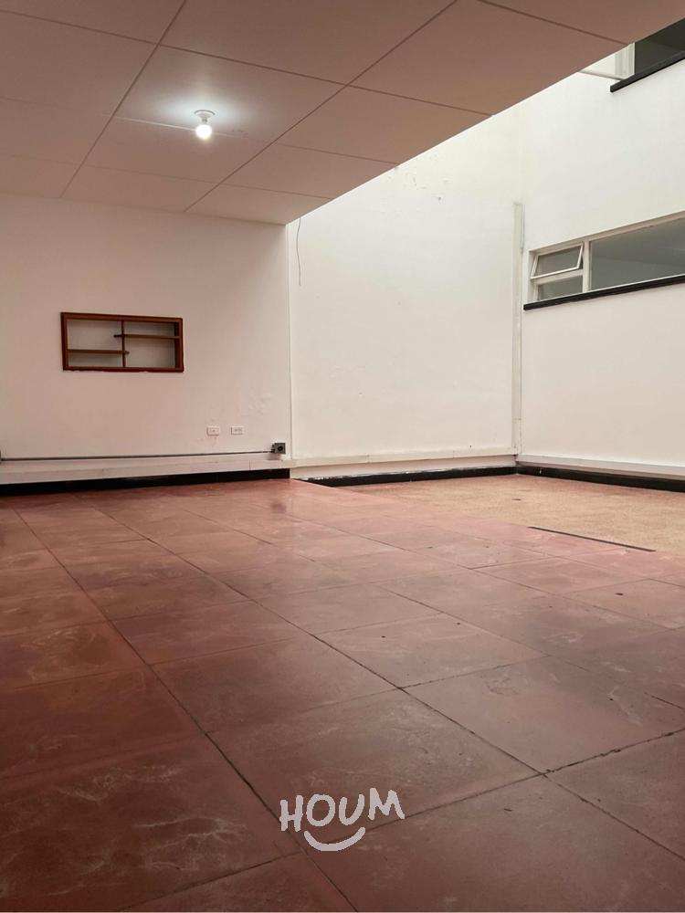 Casa en venta en Quinta Paredes, Bogotá · foto 7 de 24
