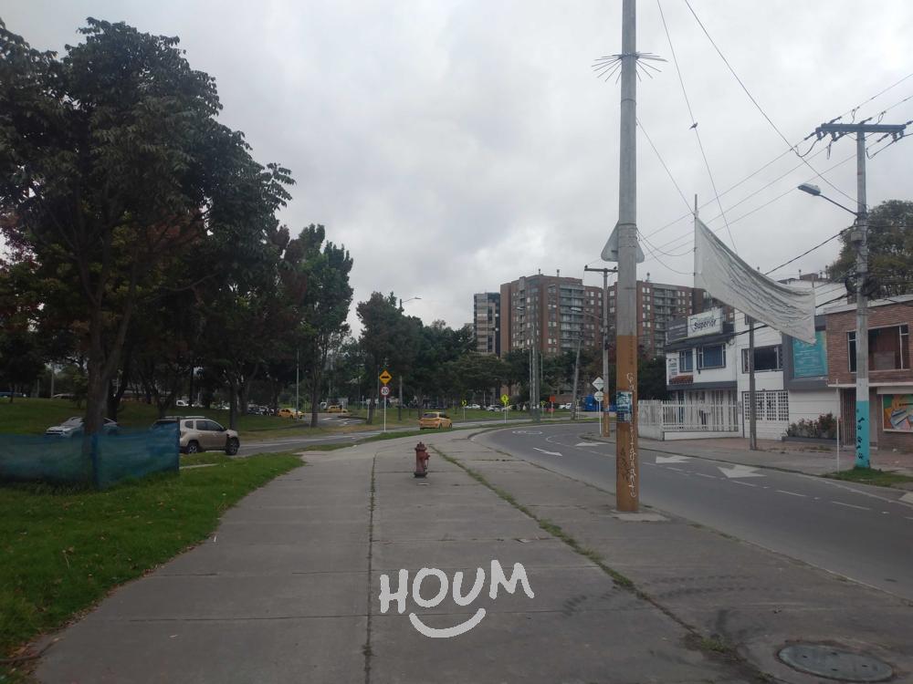 Casa de 4 alcobas en venta en San Felipe, Bogotá, 262 m² · foto 6 de 24