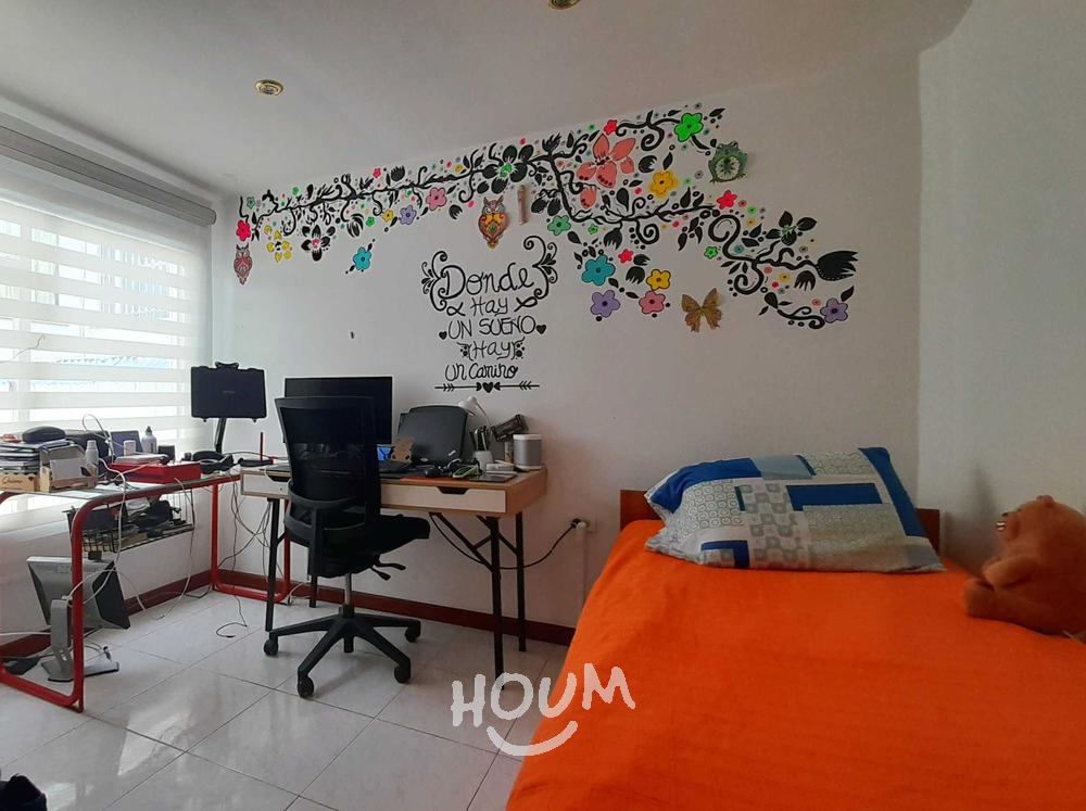 Casa de 6 alcobas en venta en El Lago, Bogotá, 78 m² · foto 11 de 24