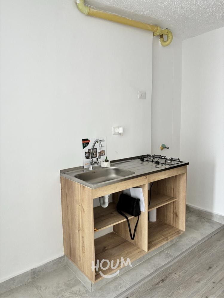 Apartamento de 1 alcoba en venta en Usatama, Bogotá, 26 m² · foto 3 de 11