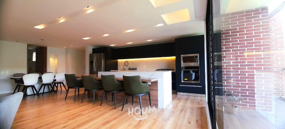 Apartamento de 5 alcobas en venta en Santa Paula, Bogotá, 285 m² · foto 7 de 24
