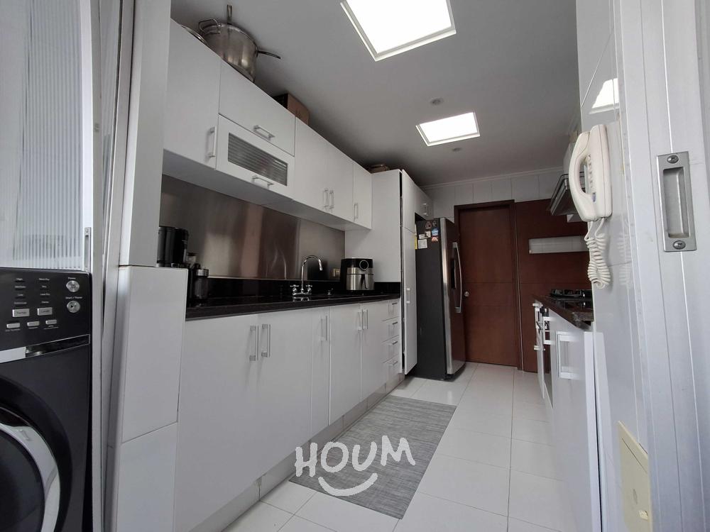 Apartamento en venta en Navarra, Bogotá · foto 3 de 24