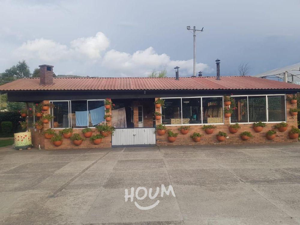 Casa en venta en Santa Rosa De Lima, Lourdes, Bogotá · foto 9 de 12