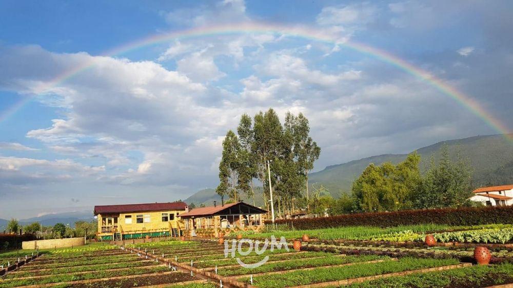 Casa en venta en Santa Rosa De Lima, Lourdes, Bogotá · foto 2 de 12