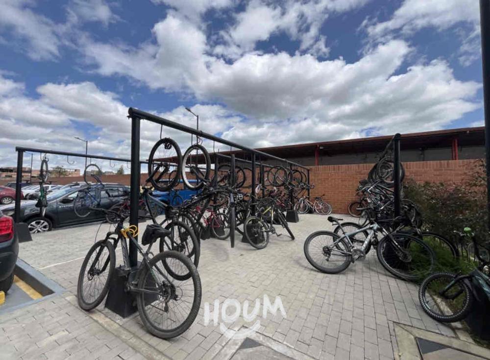 Apartamento en venta en El Vergel, Bogotá · foto 14 de 16
