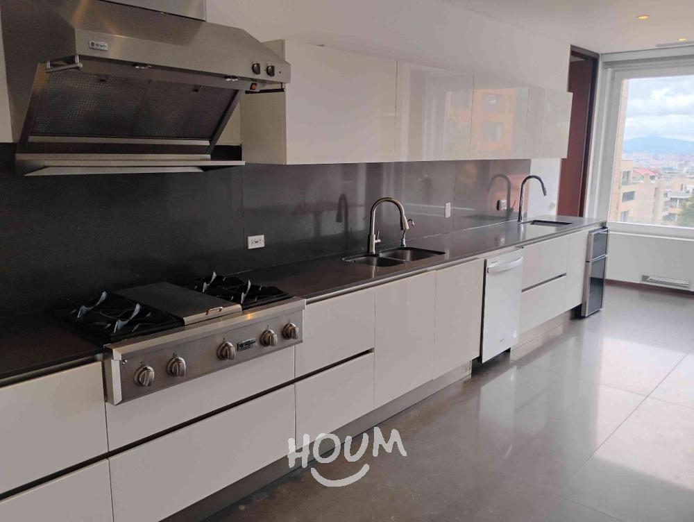 Apartamento de 3 alcobas en venta en Toscama, Bogotá, 318 m² · foto 19 de 24
