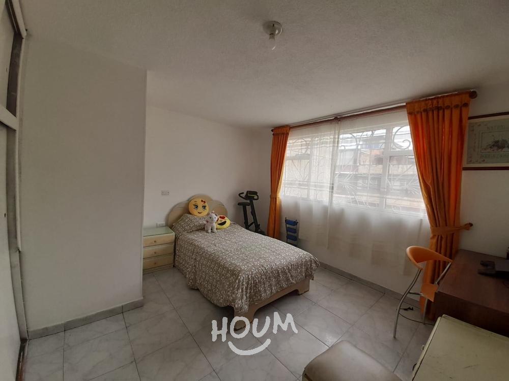 Casa de 7 alcobas en venta en San Rafael, San Rafael, Bogotá, 380 m² · foto 16 de 24