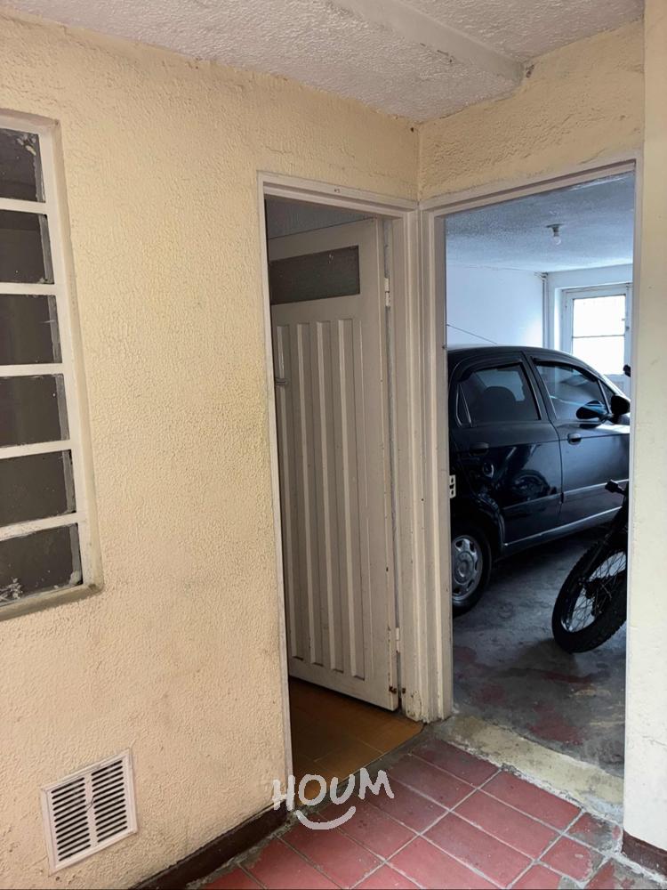 Casa en venta en Los Molinos Del Sur, Bogotá · foto 8 de 24