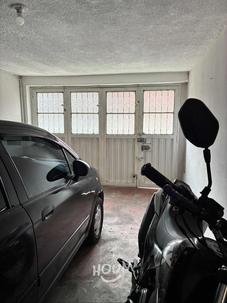 Casa en venta en Los Molinos Del Sur, Bogotá · foto 2 de 24