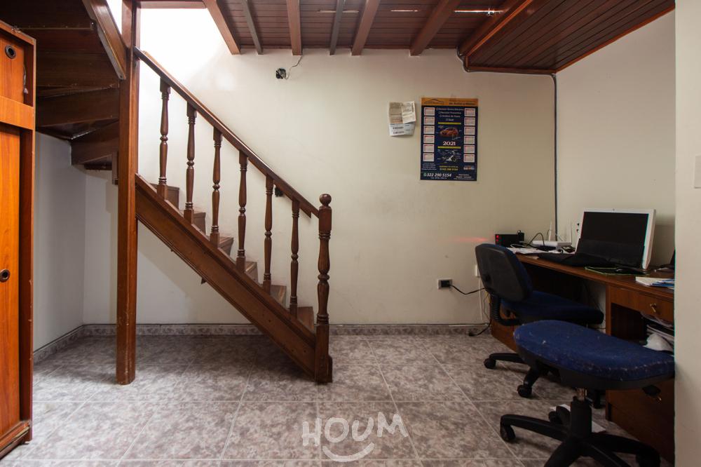 Casa de 5 alcobas en venta en Los Andes, Los Andes, Bogotá, 300 m² · foto 6 de 17