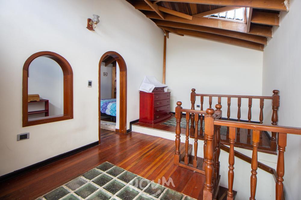 Casa de 5 alcobas en venta en Los Andes, Los Andes, Bogotá, 300 m² · foto 7 de 17
