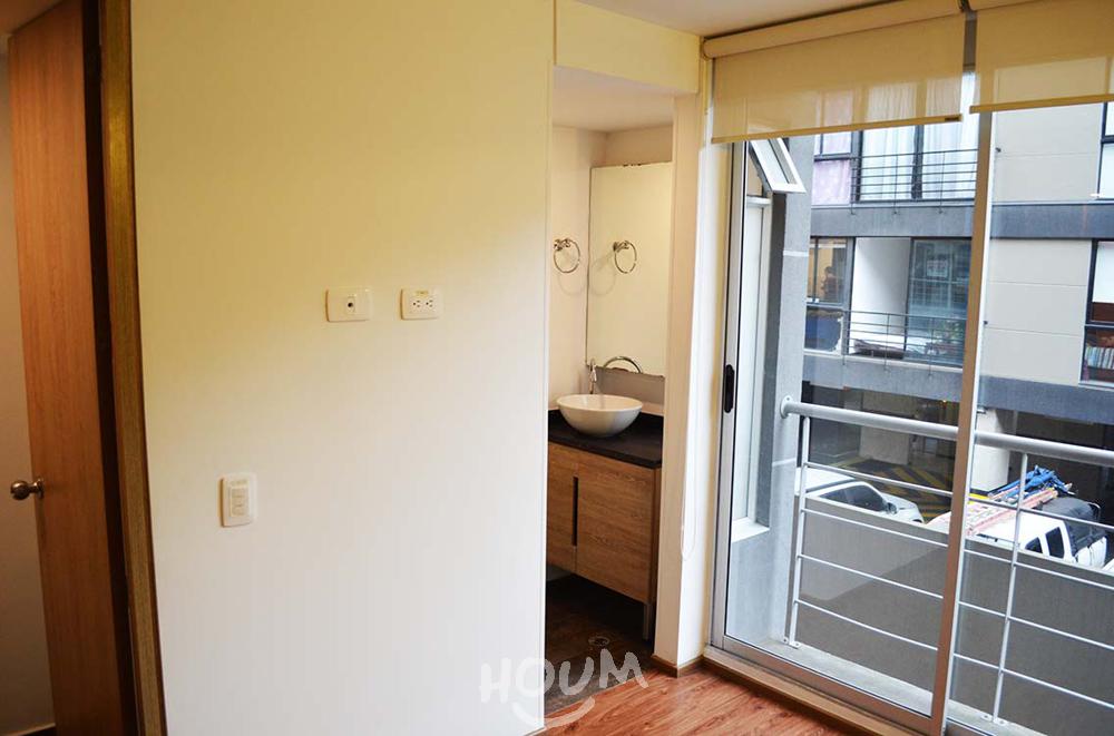 Apartamento de 1 alcoba en venta en Chapinero Alto, Pardo Rubio, Bogotá, 32 m² · foto 8 de 24