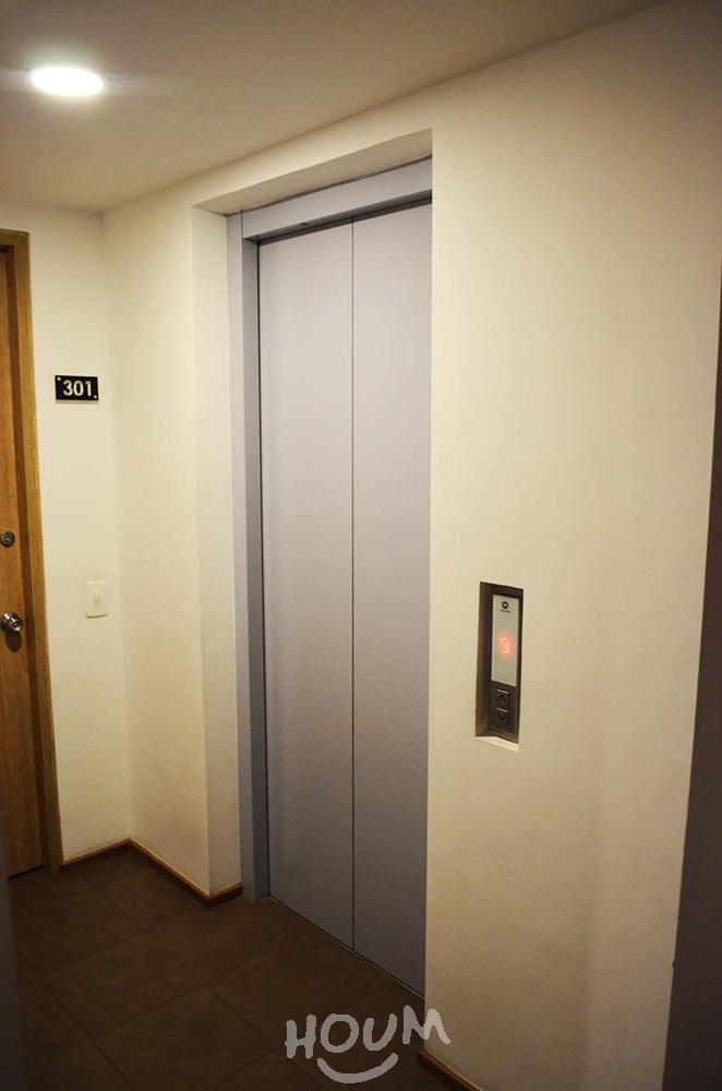 Apartamento de 1 alcoba en venta en Chapinero Alto, Pardo Rubio, Bogotá, 32 m² · foto 21 de 24