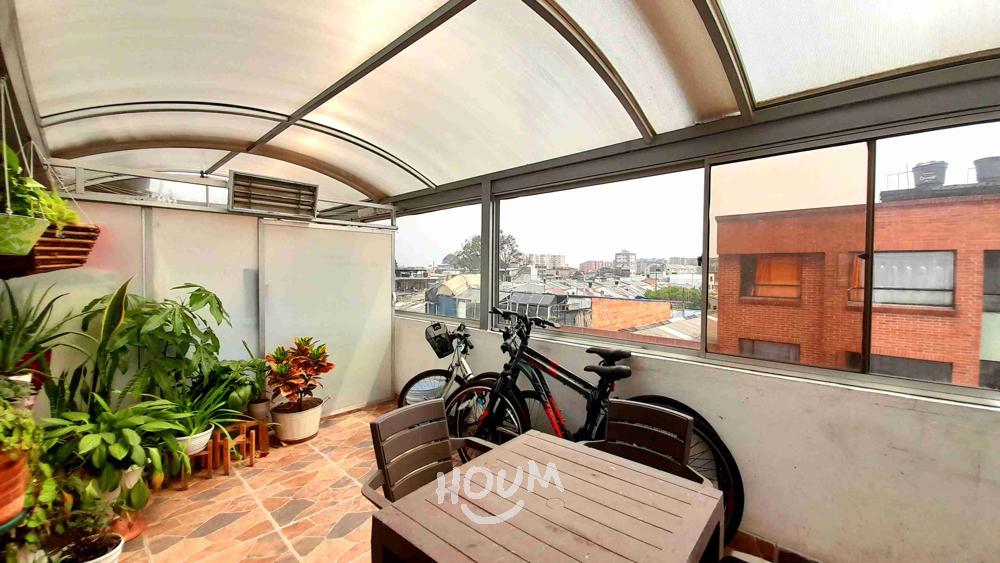 Apartamento de 6 alcobas en venta en Santo Domingo, Las Ferias, Bogotá, 220 m² · foto 2 de 24