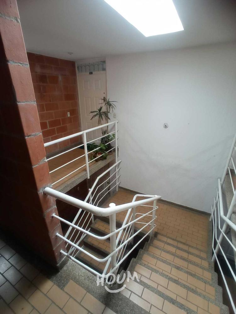 Apartamento de 3 alcobas en venta en Villa Sandra, Engativá, Bogotá, 45 m² · foto 2 de 22