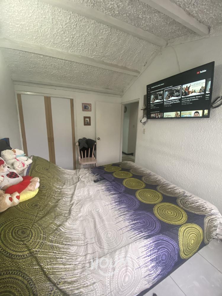Casa de 6 alcobas en venta en Villas Del Madrigal, Bogotá, 320 m² · foto 18 de 24