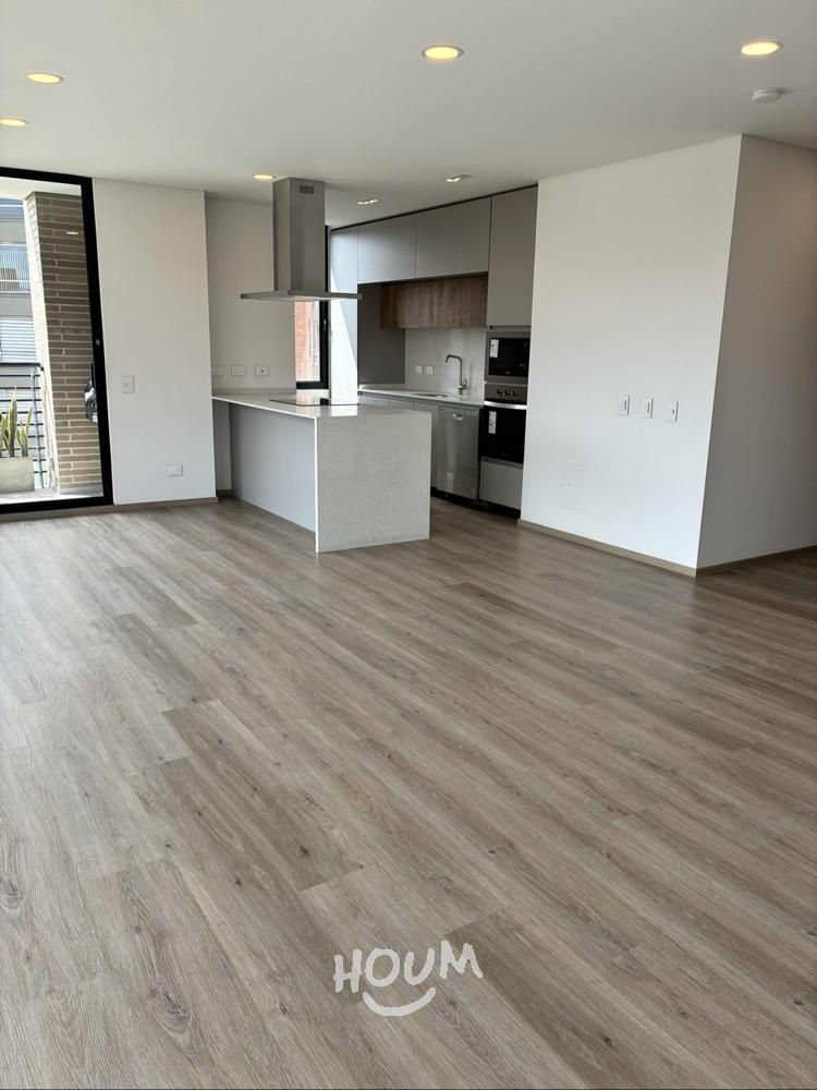 Apartamento de 3 alcobas en venta en Ciudad Salitre Oriental, Bogotá, 128 m² · foto 5 de 24