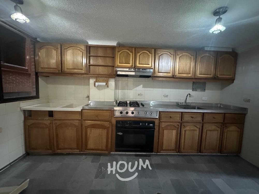 Apartamento de 3 alcobas en venta en Rincón Del Chicó, Santa Bárbara, Bogotá, 112 m² · foto 18 de 20
