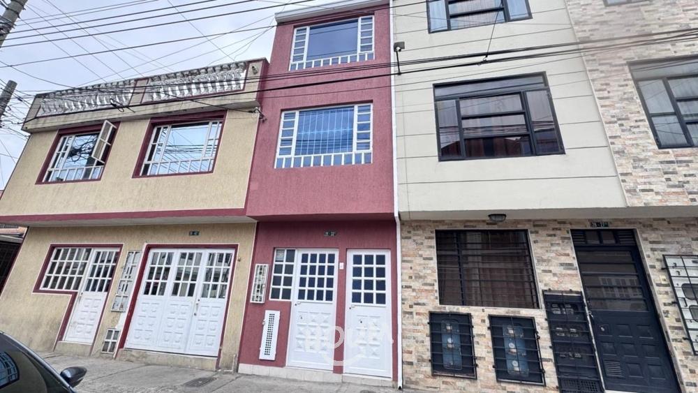 Casa de 4 alcobas en venta en La Guaca, Bogotá, 120 m² · foto 21 de 24