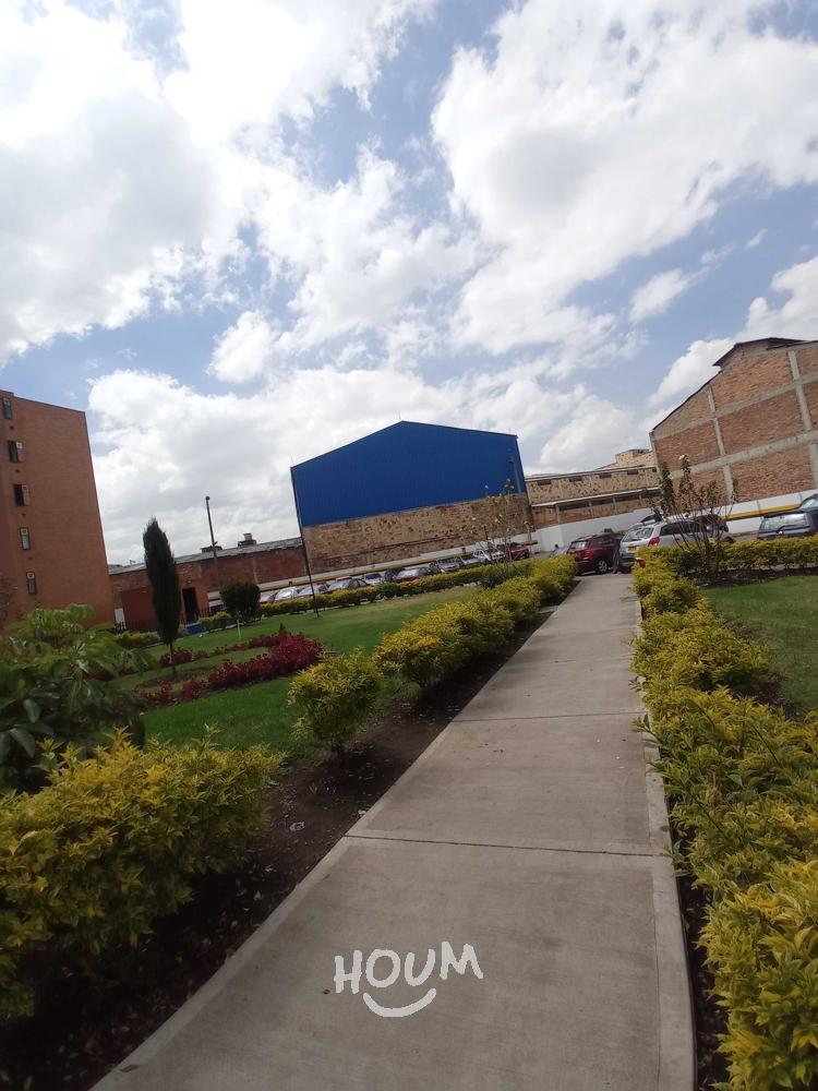 Apartamento de 2 alcobas en venta en Granjas El Dorado, Engativá, Bogotá, 47 m² · foto 2 de 24