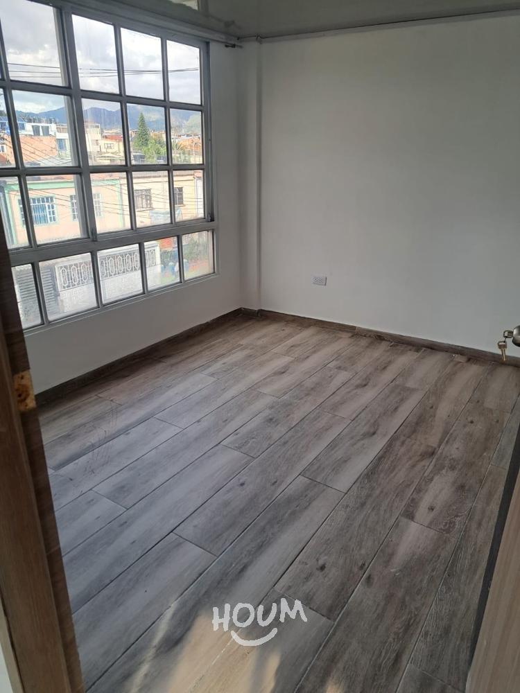 Casa de 6 alcobas en venta en Autopista Sur, Bogotá, 320 m² · foto 11 de 15
