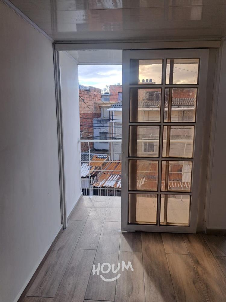 Casa de 6 alcobas en venta en Autopista Sur, Bogotá, 320 m² · foto 14 de 15