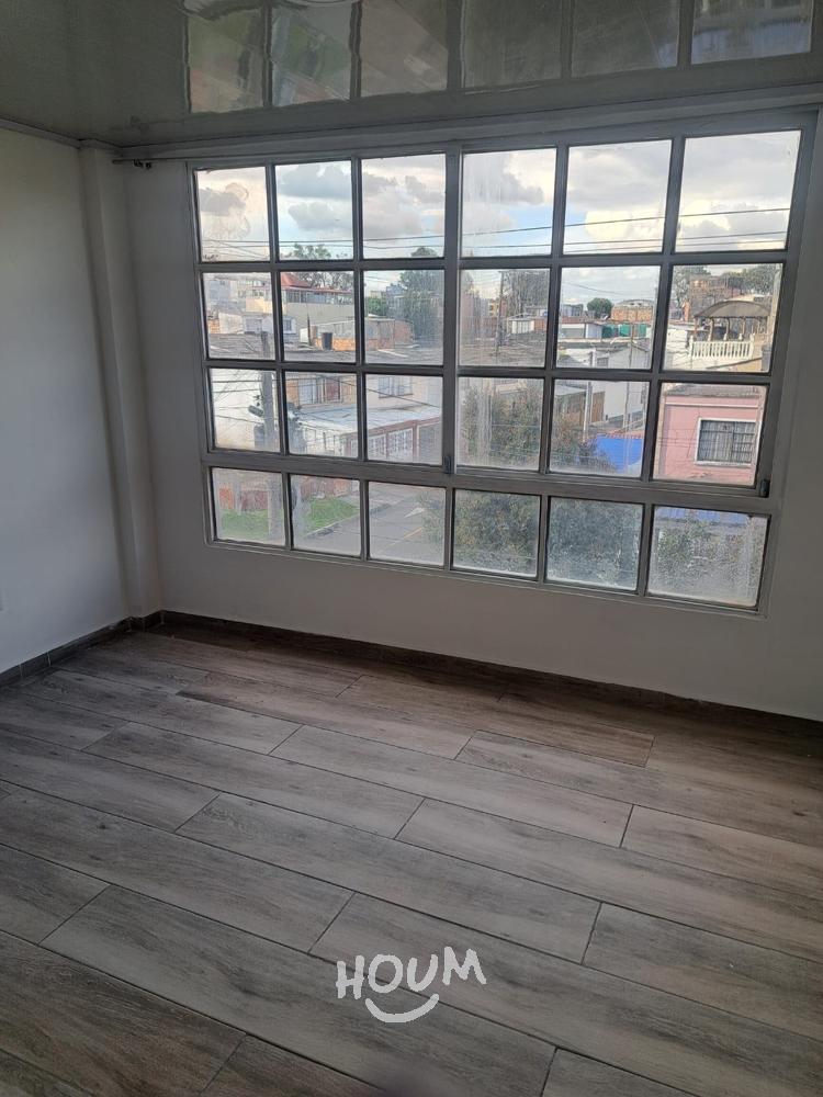 Casa de 6 alcobas en venta en Autopista Sur, Bogotá, 320 m² · foto 13 de 15