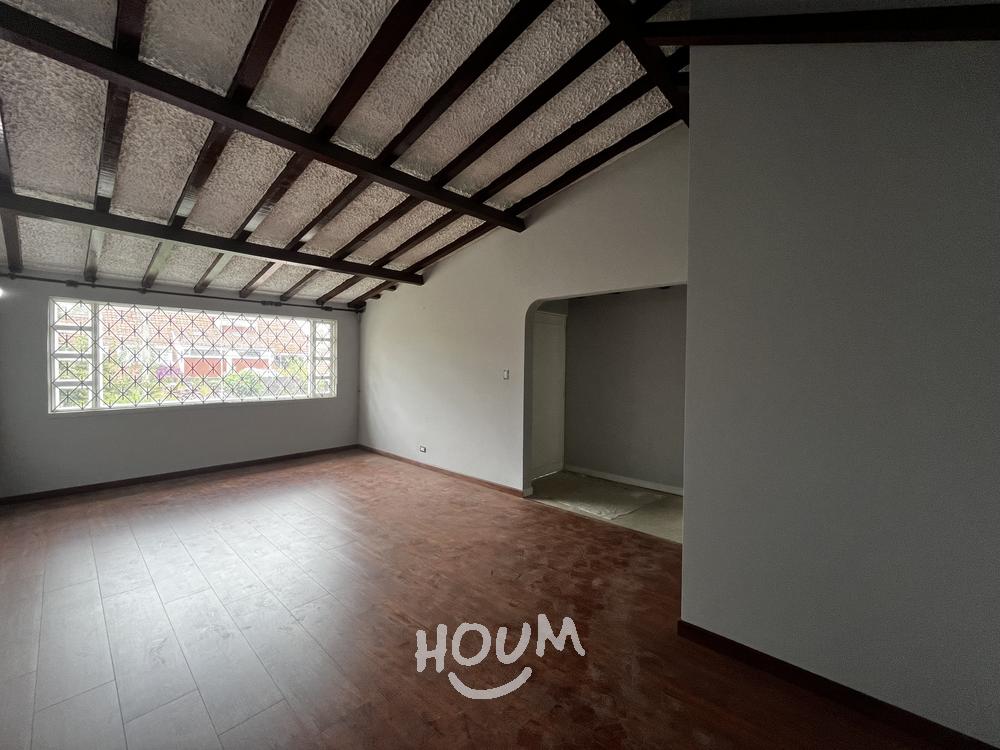 Apartamento de 3 alcobas en venta en Iberia, Bogotá, 144 m² · foto 2 de 18