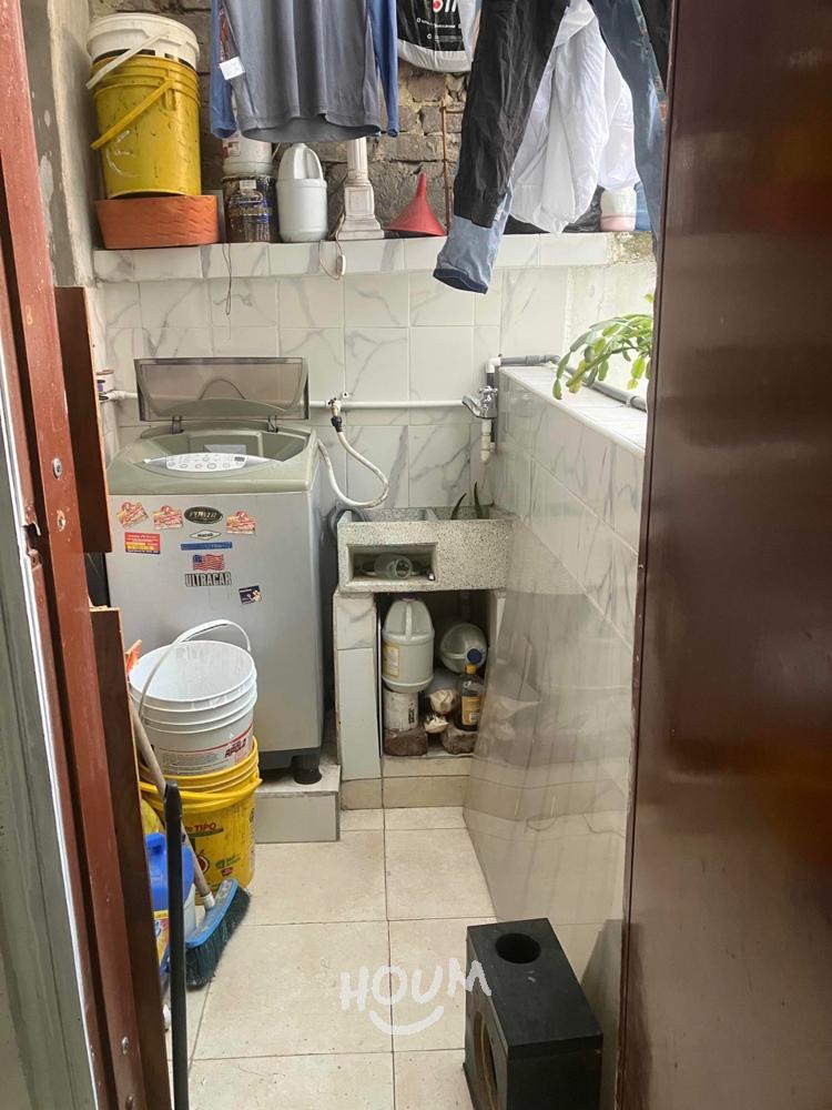 Casa de 9 alcobas en venta en San Bernardo, Bogotá, 300 m² · foto 5 de 24