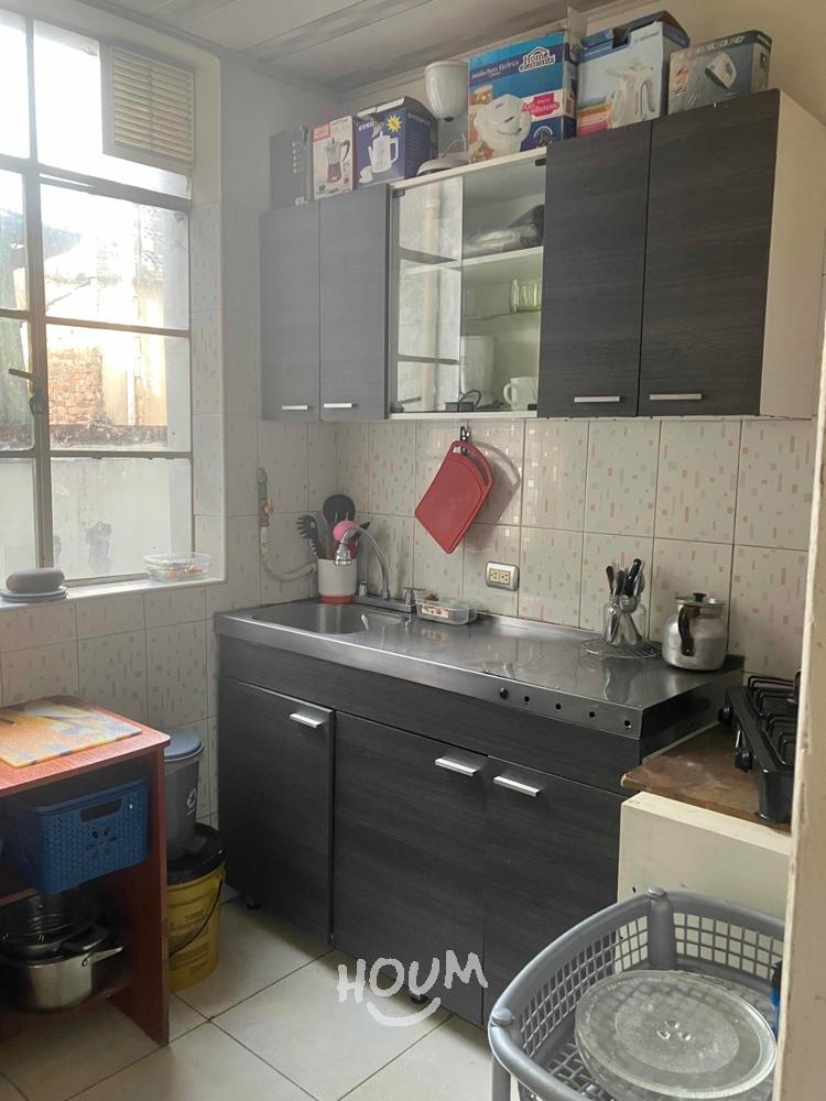 Casa de 9 alcobas en venta en San Bernardo, Bogotá, 300 m² · foto 6 de 24