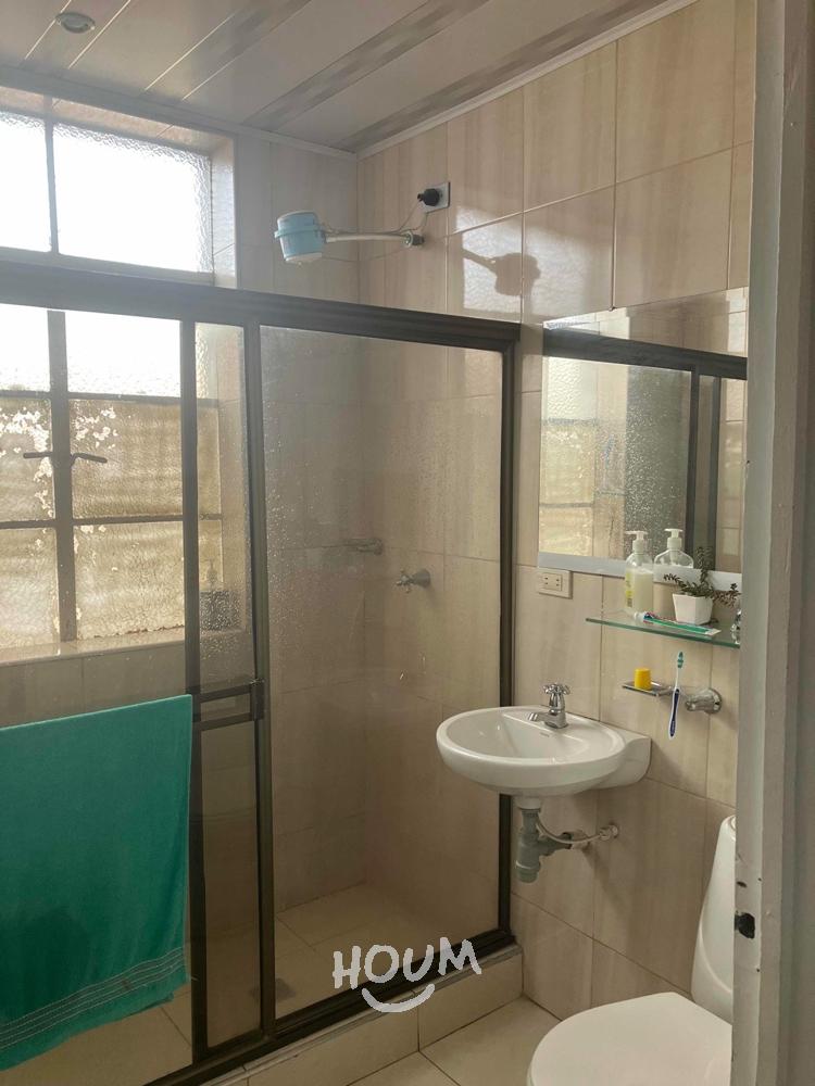 Casa de 9 alcobas en venta en San Bernardo, Bogotá, 300 m² · foto 18 de 24