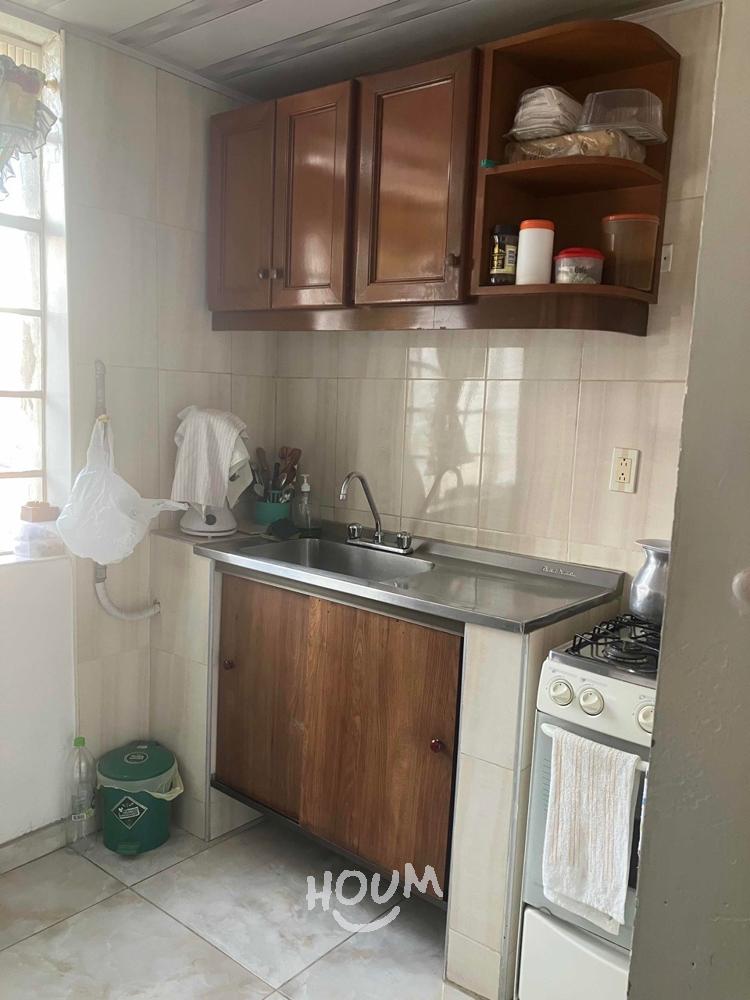 Casa de 9 alcobas en venta en San Bernardo, Bogotá, 300 m² · foto 17 de 24