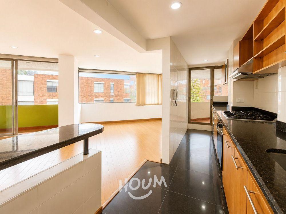 Apartamento de 3 alcobas en venta en Bella Suiza, Bogotá, 156 m² · foto 4 de 11