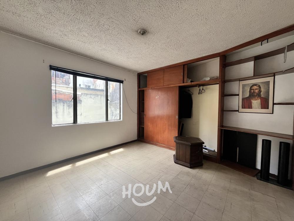 Casa de 5 alcobas en venta en Ciudad De Honda, Las Ferias, Bogotá, 430 m² · foto 8 de 21