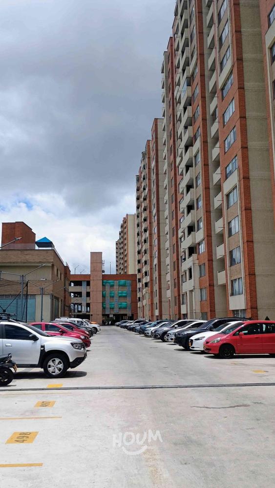 Apartamento en venta en Hayuelos, Bogotá · foto 3 de 24