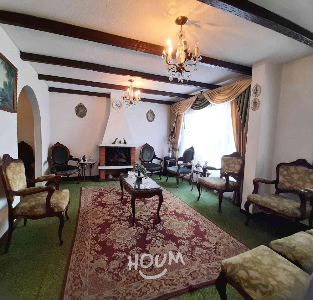 Casa de 4 alcobas en venta en Santa Barbara Central, Bogotá, 296 m² · foto 2 de 24